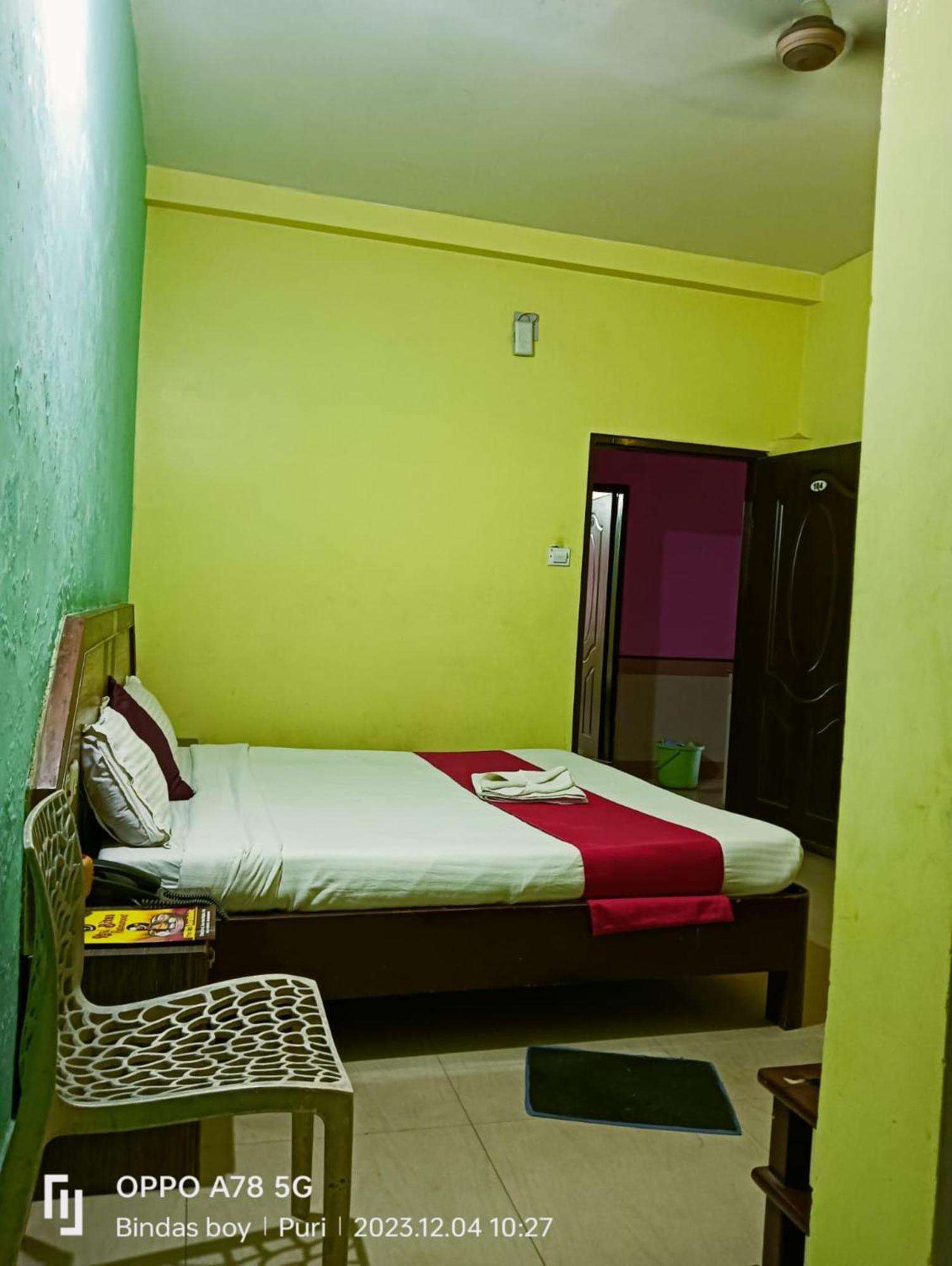 Hotel D2 Holiday Inn -Near Niladri Sea Beach - Puri - Official Verified Экстерьер фото