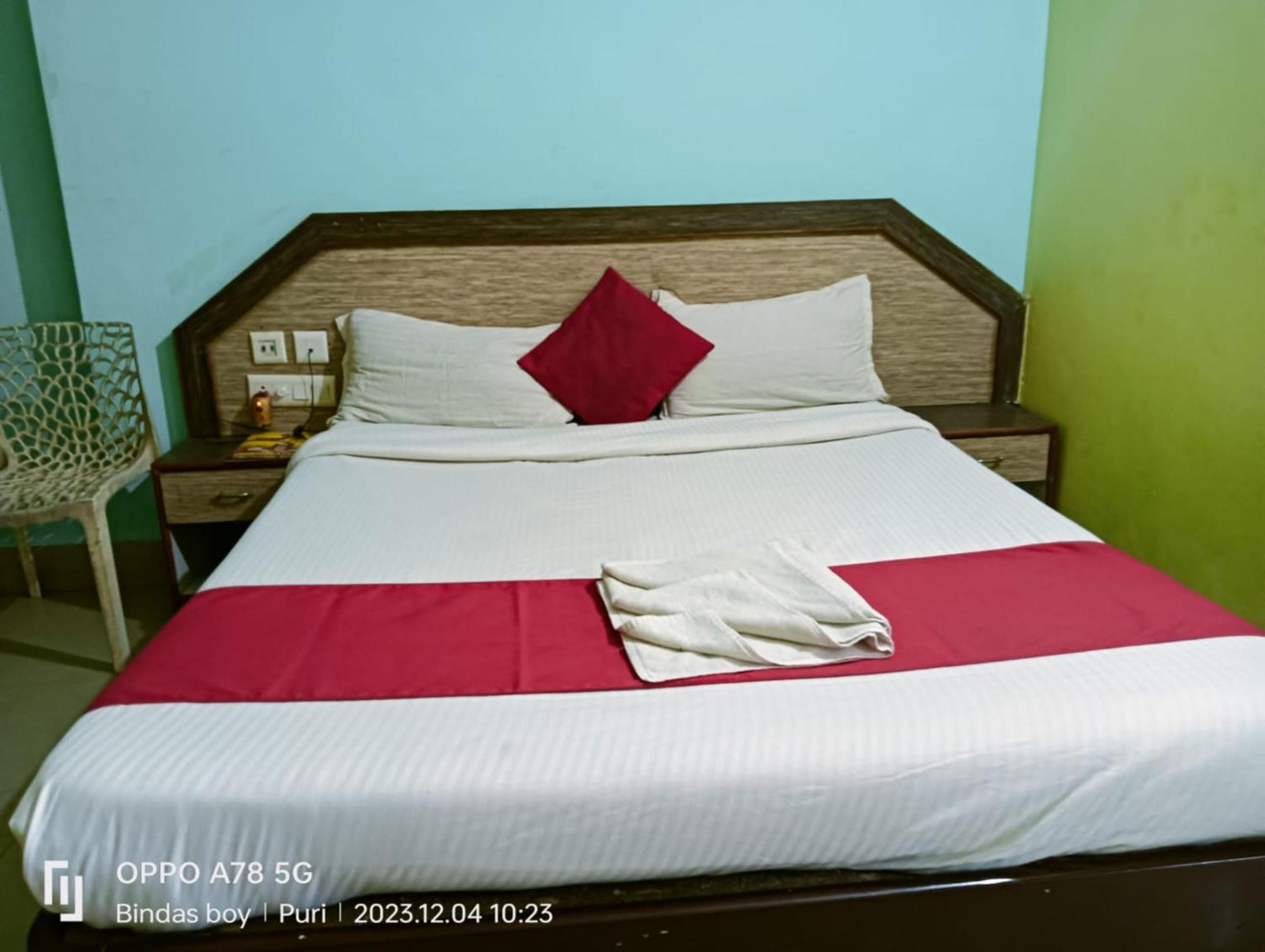 Hotel D2 Holiday Inn -Near Niladri Sea Beach - Puri - Official Verified Экстерьер фото