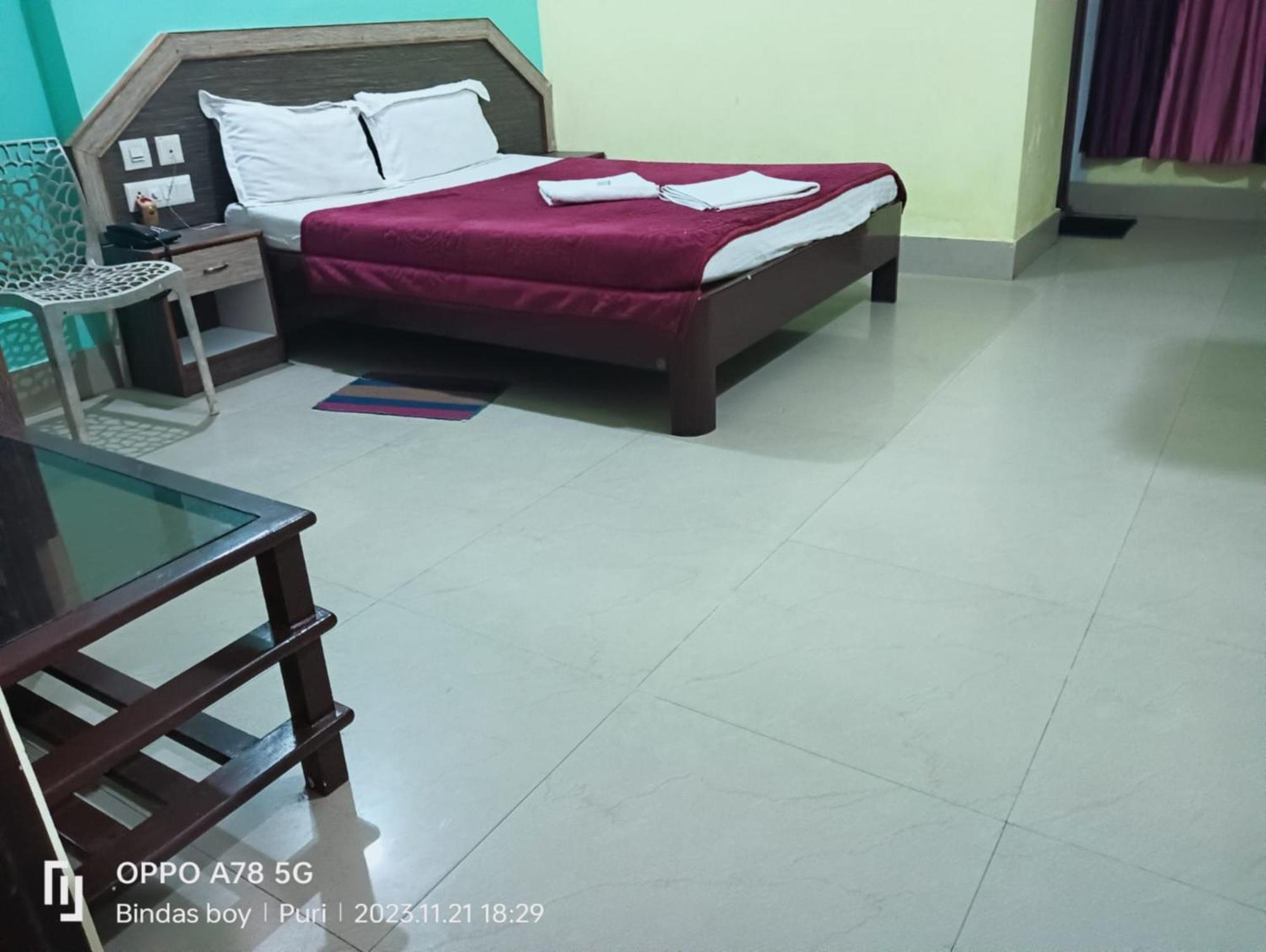 Hotel D2 Holiday Inn -Near Niladri Sea Beach - Puri - Official Verified Экстерьер фото