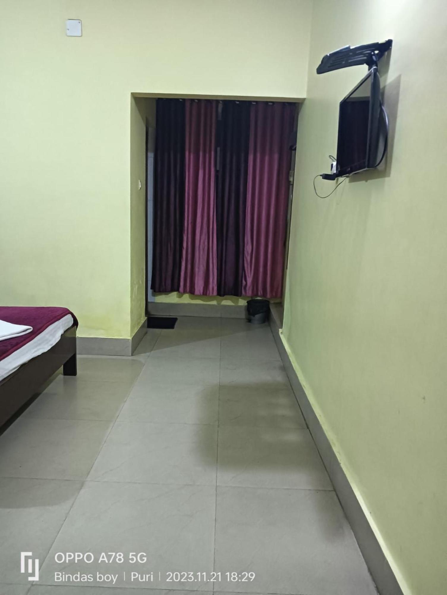 Hotel D2 Holiday Inn -Near Niladri Sea Beach - Puri - Official Verified Экстерьер фото